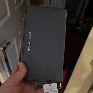 Michael Kors Wallet brand new